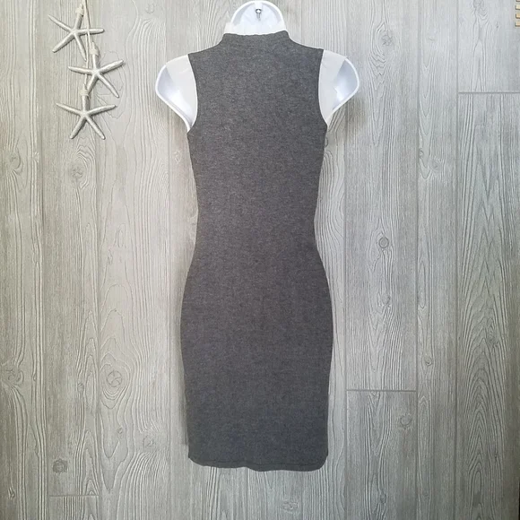 Twelve by Twelve Dress XS Gray Military Pearls Sleeveless - Picture 7 of 9